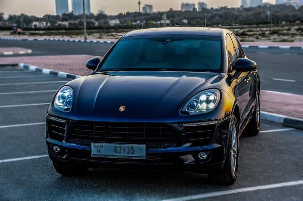 Porsche Macan Blue