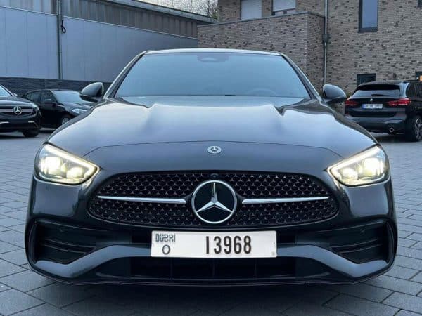 Mercedes C200 2022 Black - Image 2