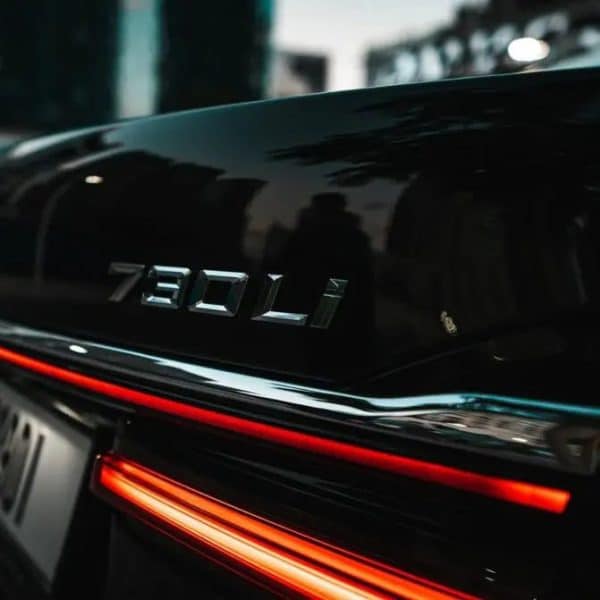Bmw 750Li 2020 (Black) - Image 3