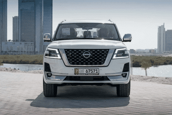 Nissan Patrol Platinum 2022 White - Image 3