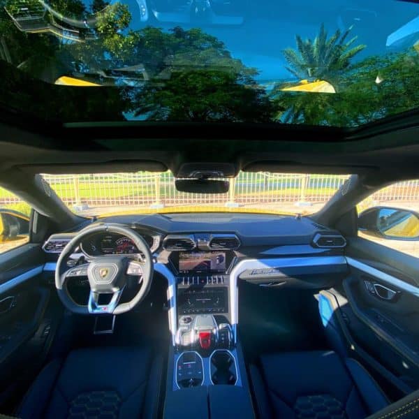 Lamborghini Urus 2023 (Yellow) - Image 6