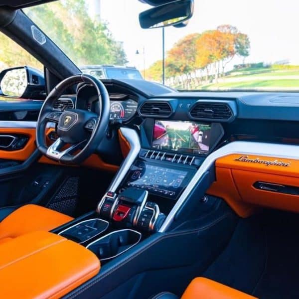Lamborghini Urus 2022 (Grey) - Image 10