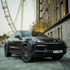Porsche Cayenne 2022 (Black)