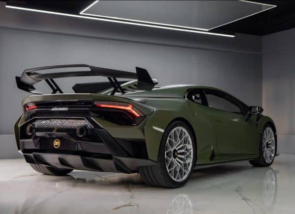Lamborghini Huracan Sto - Image 2