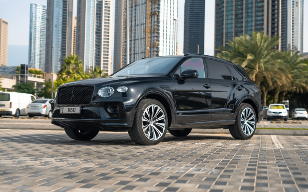 Rent Bentley Bentayga (Black), 2022 in Dubai