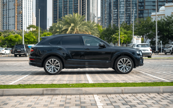 Rent Bentley Bentayga (Black), 2022 in Dubai - Image 3