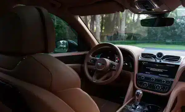 Rent Bentley Bentayga (Black), 2021 in Dubai - Image 5