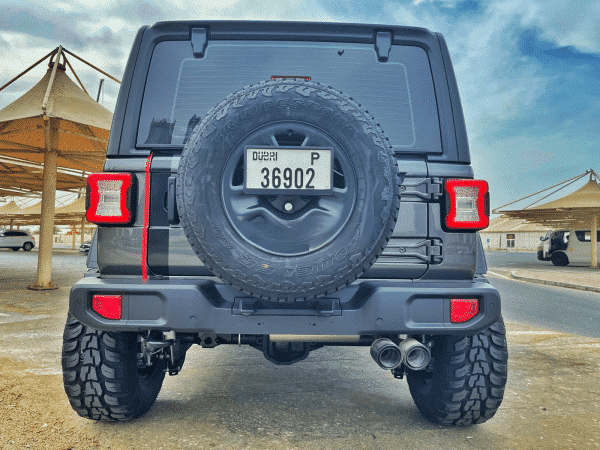 Rent Jeep Wrangler (Black), 2021 in Dubai - Image 4
