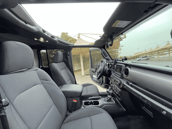 Rent Jeep Wrangler (Black), 2021 in Dubai - Image 7
