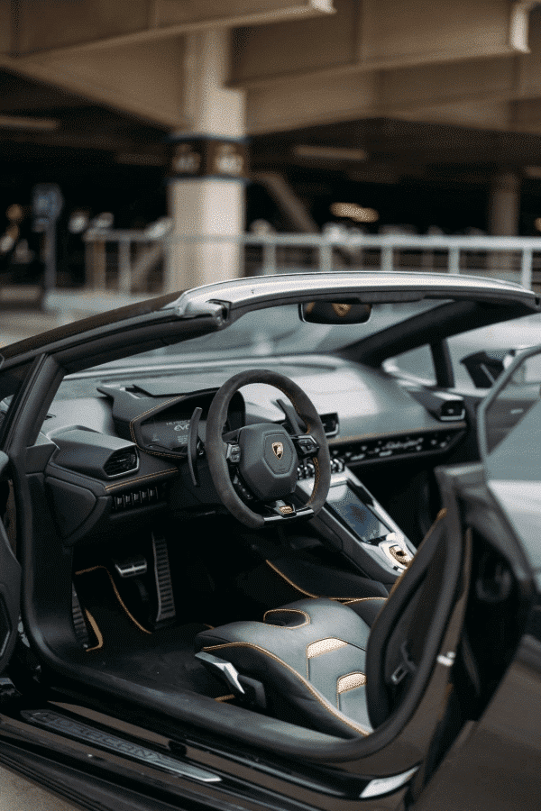 Rent Lamborghini Evo Spyder (Black), 2023 in Dubai - Image 7