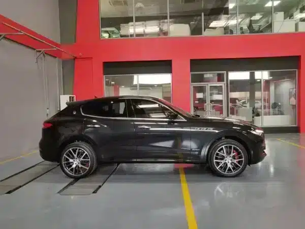 Rent Maserati Levante (Black), 2019 in Dubai - Image 3