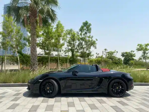 Rent Porsche Boxster 718 (Black), 2022 in Dubai - Image 6
