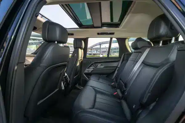 Rent Range Rover Vogue (Black), 2024 in Dubai - Image 3