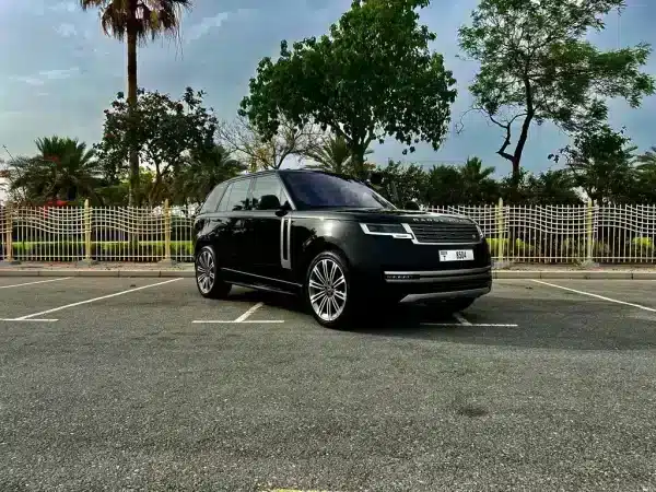 Rent Range Rover Vogue (Black), 2024 in Dubai - Image 6