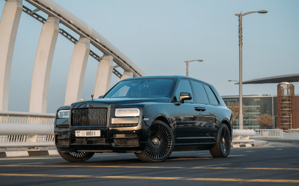 Rent Rolls Royce Cullinan (Black), 2020 in Dubai