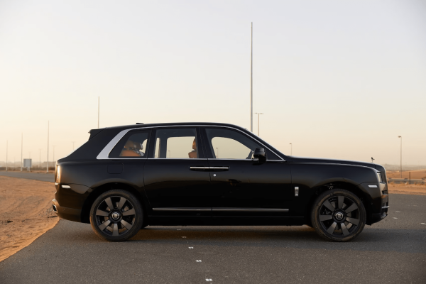Rent Rolls Royce Cullinan (Black), 2023 in Dubai - Image 8