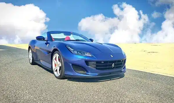 Rent Ferrari Portofino Rosso (Blue), 2020 in Dubai - Image 4