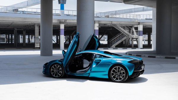 Rent McLaren Artura (Blue), 2023 in Dubai - Image 8