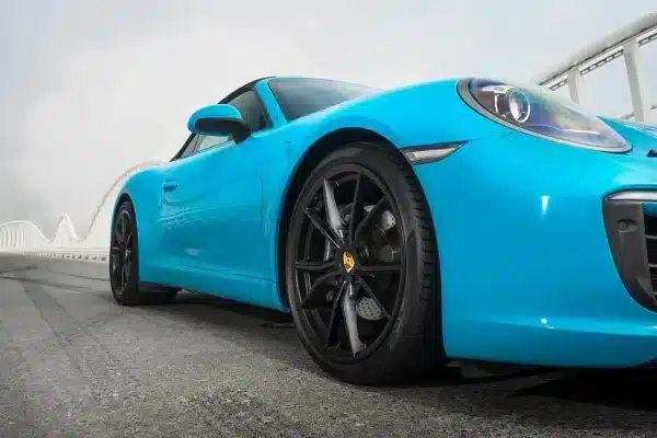 Rent Porsche 911 Carrera cabrio (Blue), 2018 in Dubai - Image 7