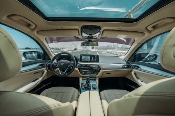 Rent BMW 520i (Dark Grey), 2021 in Dubai - Image 7