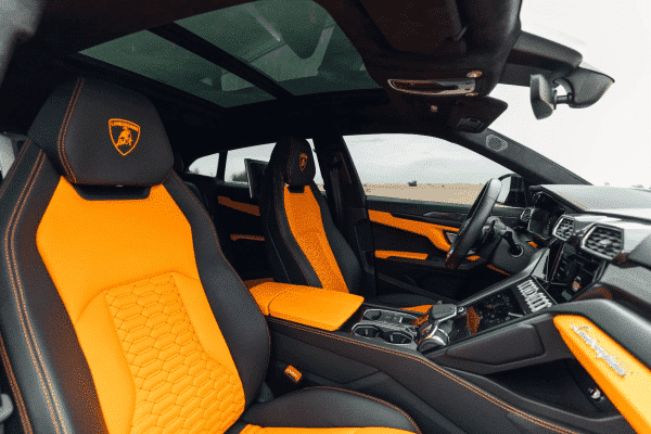 Rent Lamborghini Urus (Dark Grey), 2021 in Dubai - Image 5