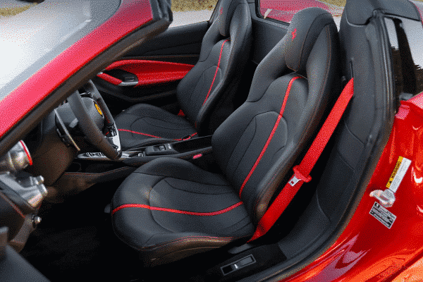 Ferrari F8 Spider 2022 - Image 15