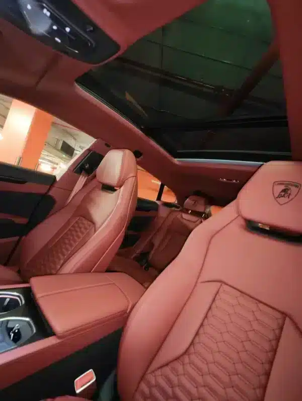 Rent Lamborghini Urus (Green), 2022 in Dubai - Image 3