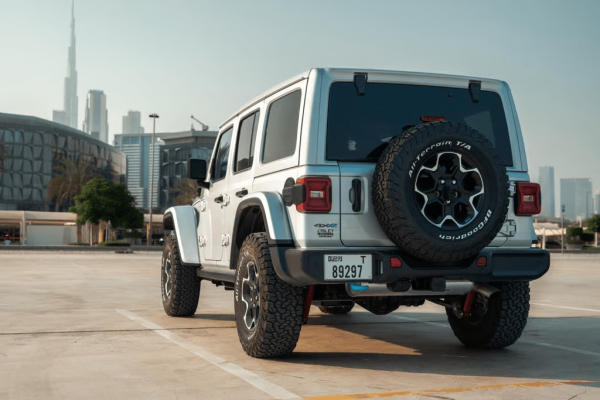 Rent Jeep Wrangler (Silver), 2022 in Dubai - Image 8