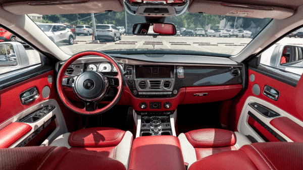 Rent Rolls Royce Ghost (Silver), 2019 in Dubai - Image 5