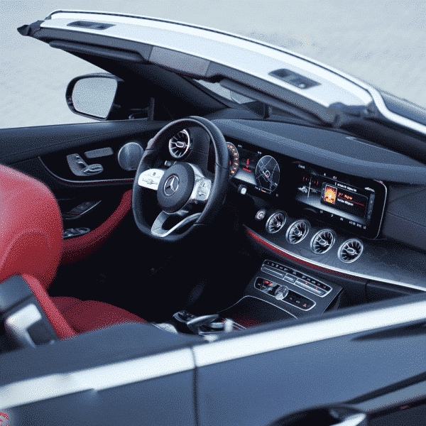 Mercedes E450 Convertible Black - Image 4