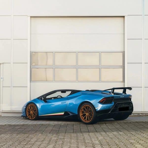 Lamborghini Huracan Performante Spyder (Blue) - Image 4
