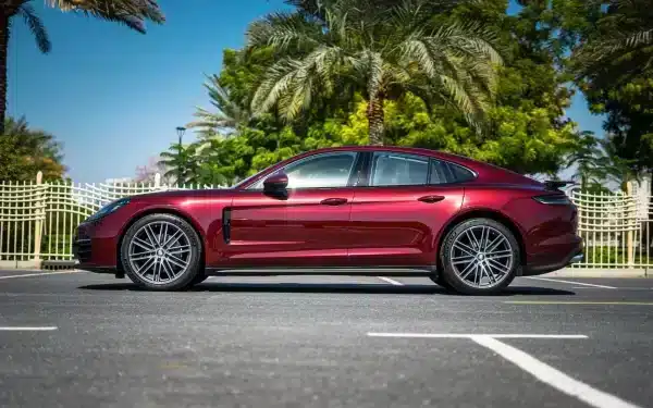 Rent Porsche Panamera (Maroon), 2022 in Dubai - Image 6
