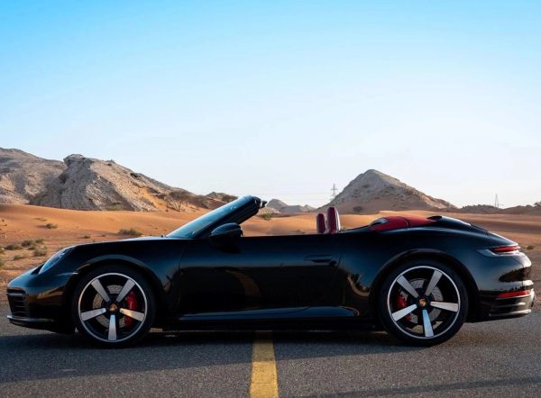 Porsche 911 Carrera Convertible (Black) - Image 3