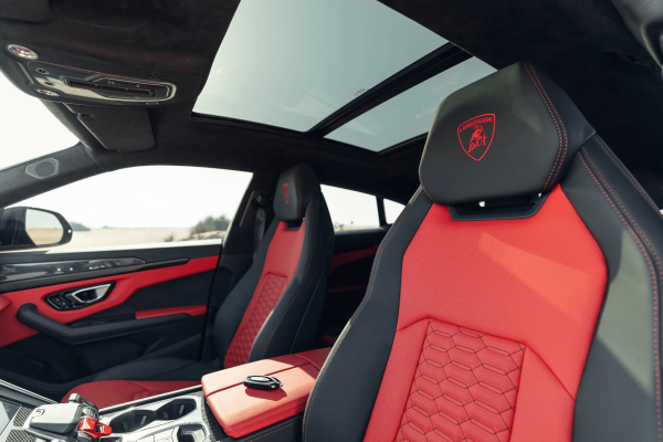 Rent Lamborghini Urus (Red), 2022 in Dubai - Image 7