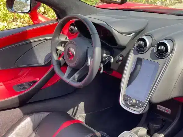 Rent McLaren 570S Spyder (Red), 2019 in Dubai - Image 5