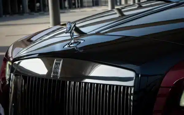 Rent Rolls Royce Dawn (Red), 2019 in Dubai - Image 4