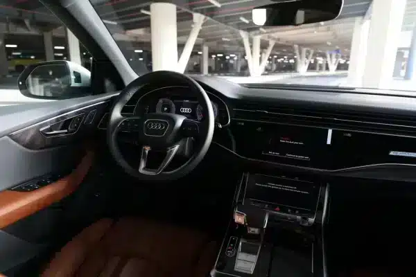 Rent Audi Q8 55TFSI quattro (White), 2022 in Dubai - Image 4