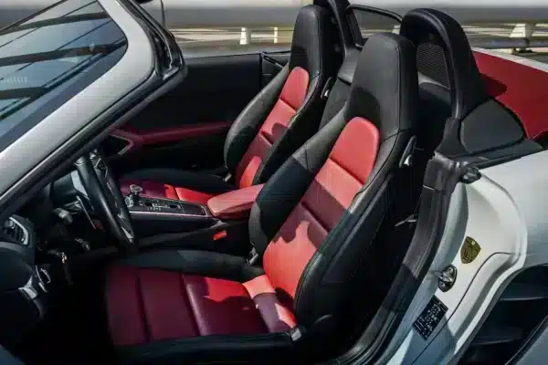 Rent Porsche Boxster 718 (White), 2019 in Dubai - Image 5