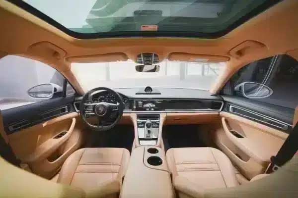 Rent Porsche Panamera (White), 2021 in Dubai - Image 5