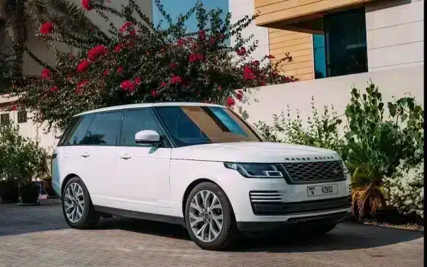 Rent Range Rover Vogue (White), 2020 in Dubai