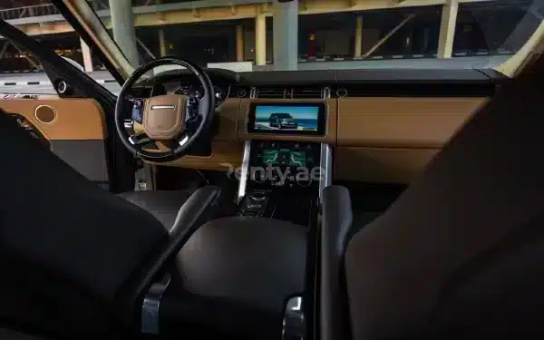 Rent Range Rover Vogue (White), 2020 in Dubai - Image 6