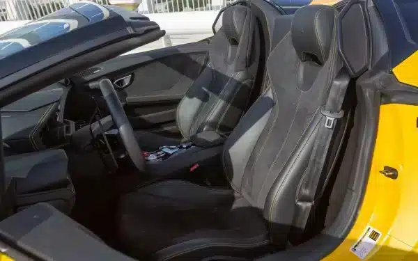 Rent Lamborghini Huracan Spyder (Yellow), 2021 in Dubai - Image 4
