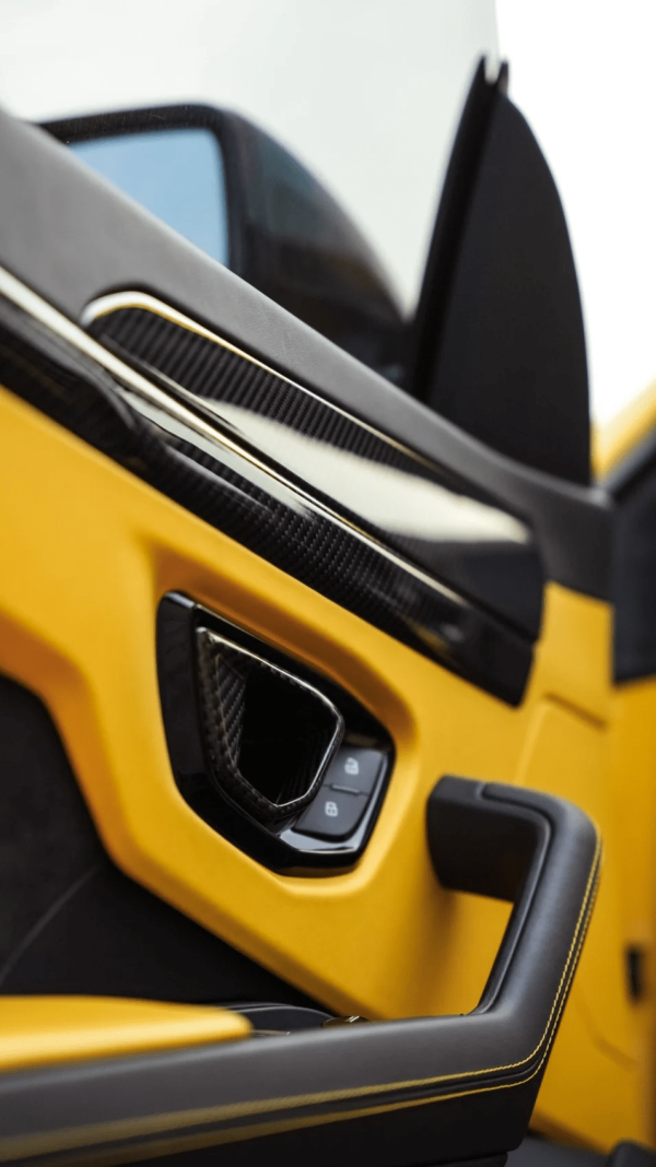 Rent Lamborghini Urus (Yellow), 2019 in Dubai - Image 5